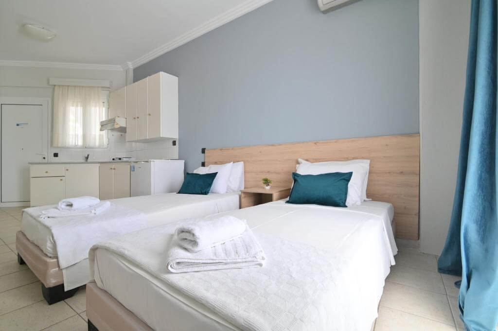 book_hotel_leptokarya_seashoreliving_leptokarya_kitchen