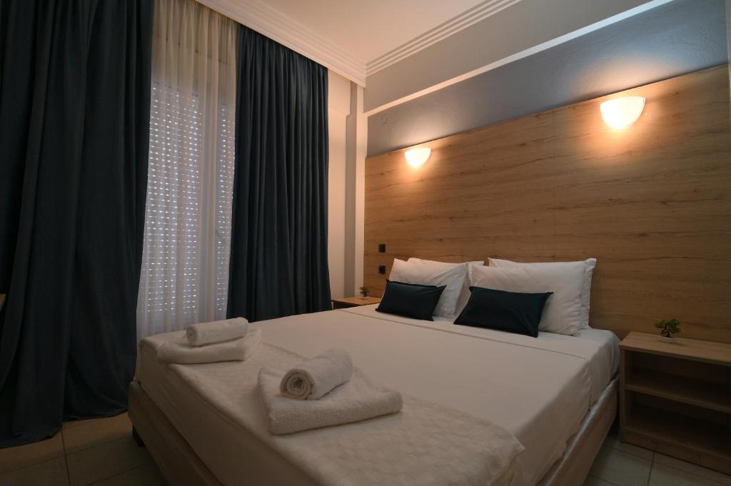 book_hotel_leptokarya_seashoreliving_room